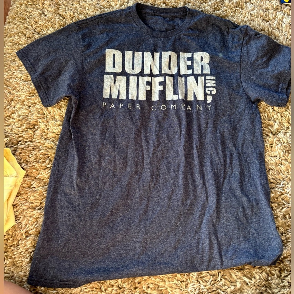 Dunder mifflin t shirt